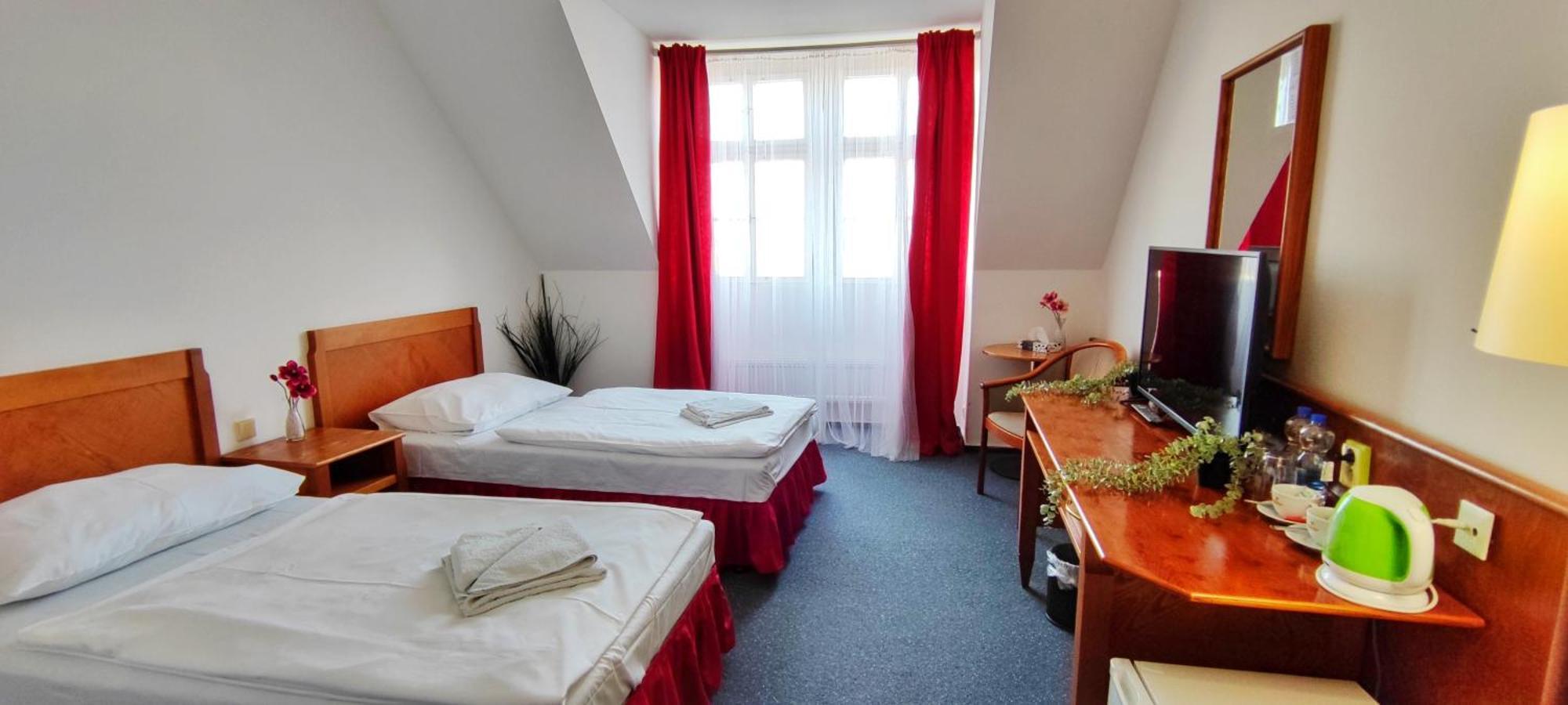 Hotel Magnolia Roudnice nad Labem Exterior foto