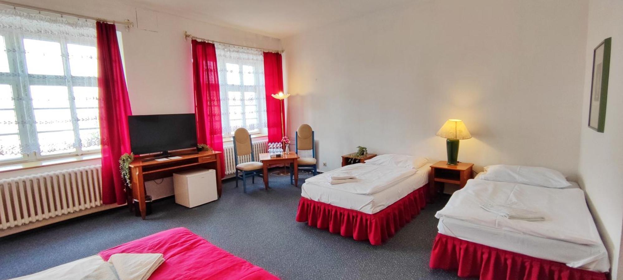 Hotel Magnolia Roudnice nad Labem Exterior foto