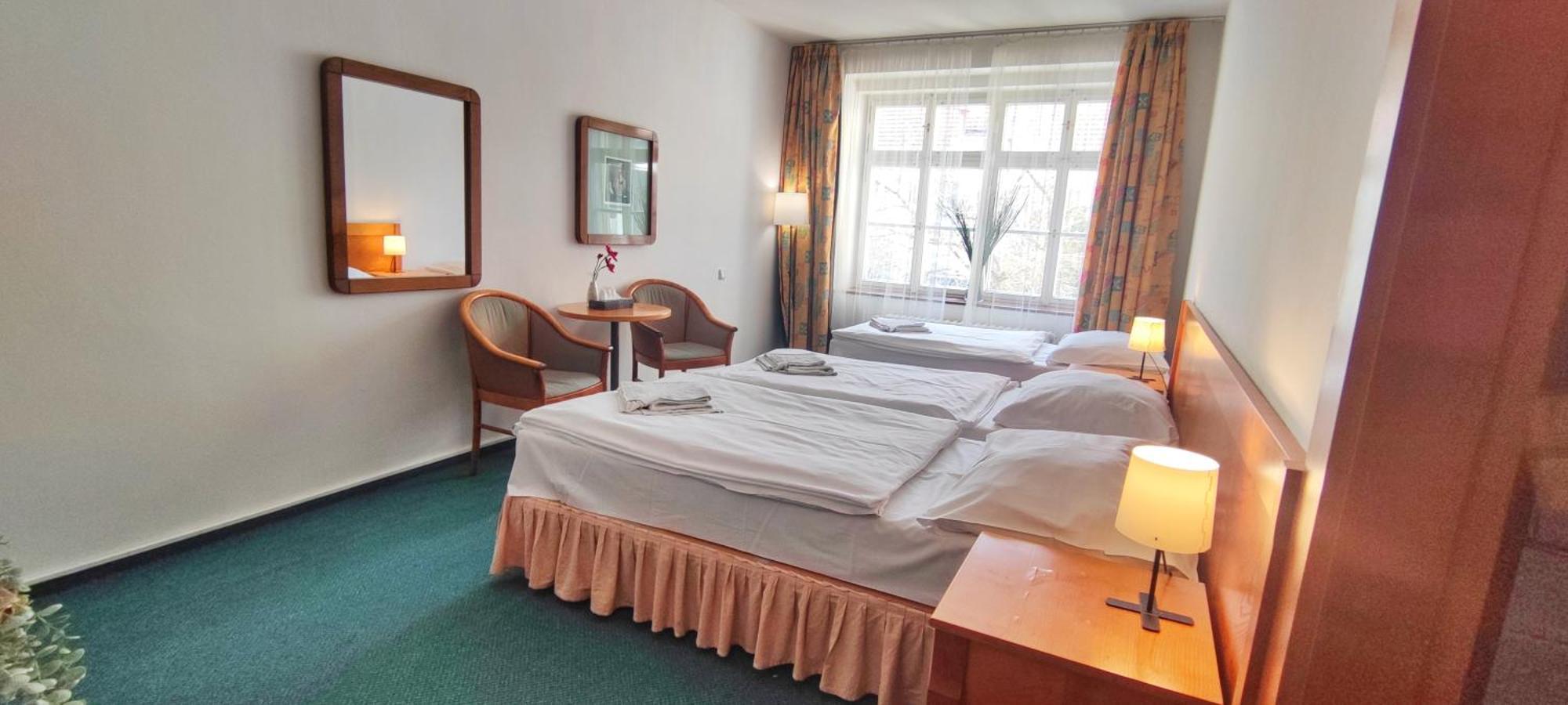 Hotel Magnolia Roudnice nad Labem Exterior foto